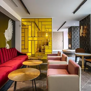 https://novanox.fr-paris.fr